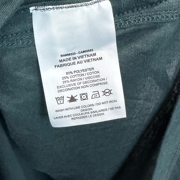 Nike Plus Size Essential Tunic Logo T-Shirt NWT - Picture 11 of 11